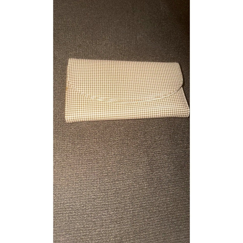 Beige Houndstooth Checkbook Wallet Snap Closure w/ Credit Card Slots